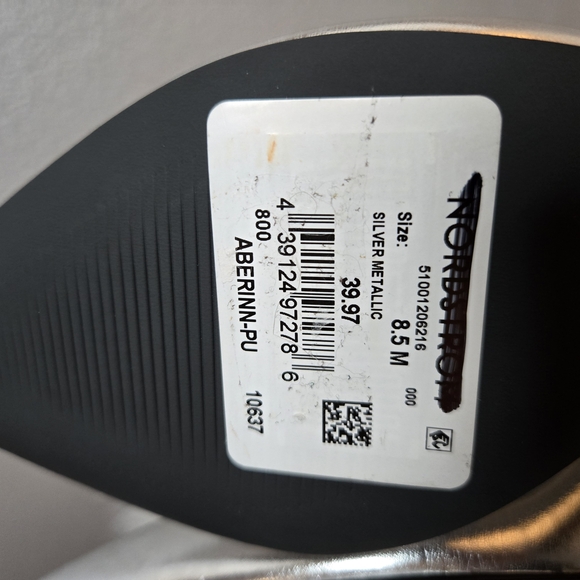 Abound Erin Faux Leather Silver Ankle Boots - New Sz 8.5 - Picture 12 of 12